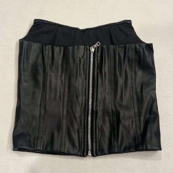 TIGER MIST CAYENNE LONGLINE TOP BLACK - Picture 4 of 8